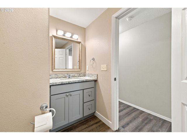 15417 Ne 84TH St, Vancouver, WA 98682
