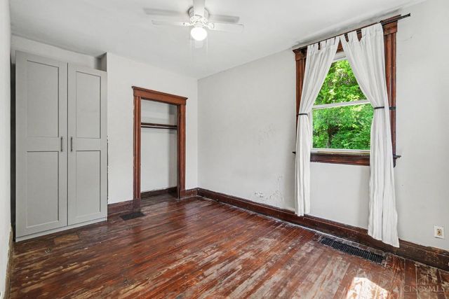 2200 W Clifton Avenue, Cincinnati, OH 45219