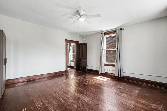 2200 W Clifton Avenue, Cincinnati, OH 45219