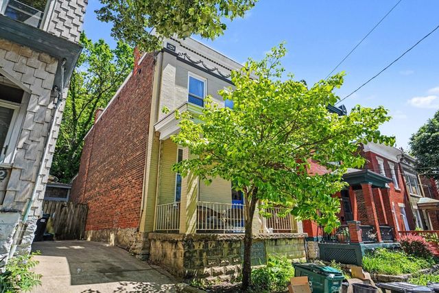 2200 W Clifton Avenue, Cincinnati, OH 45219