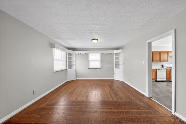 6924 Clovernook Avenue, North College Hill, OH 45231