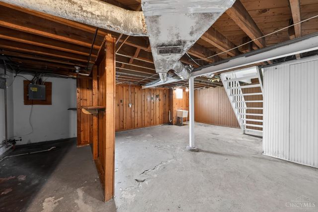 6924 Clovernook Avenue, North College Hill, OH 45231