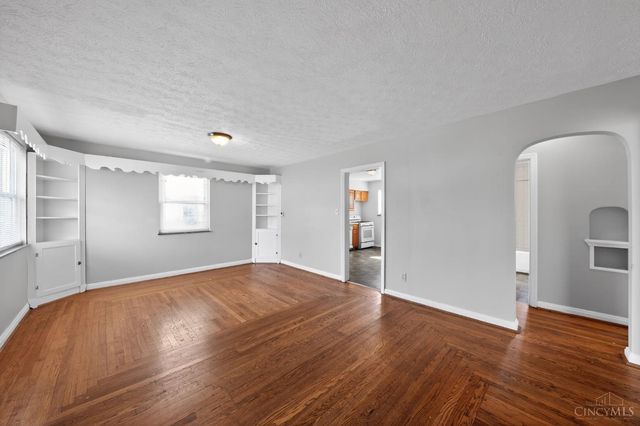 6924 Clovernook Avenue, North College Hill, OH 45231