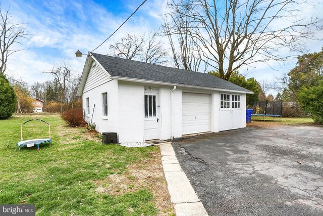 228 OLD YORK RD, Dillsburg, PA 17019