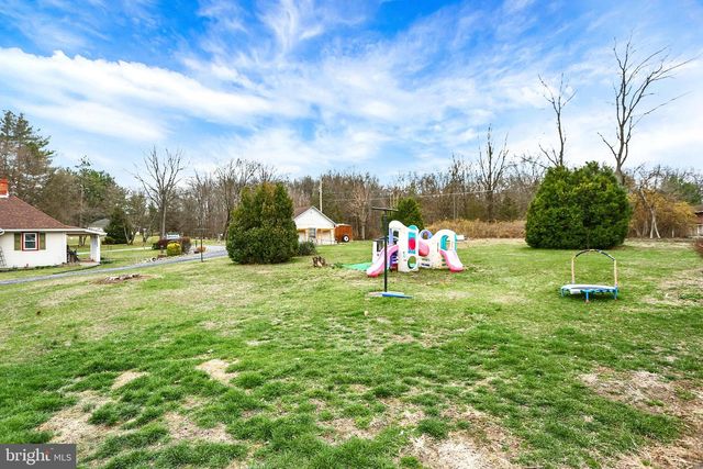 228 OLD YORK RD, Dillsburg, PA 17019