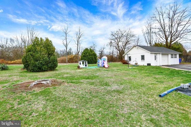 228 OLD YORK RD, Dillsburg, PA 17019