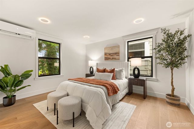 7727 19th Avenue NW, Seattle, WA 98117