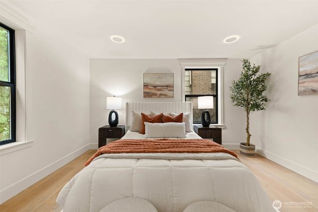 7727 19th Avenue NW, Seattle, WA 98117