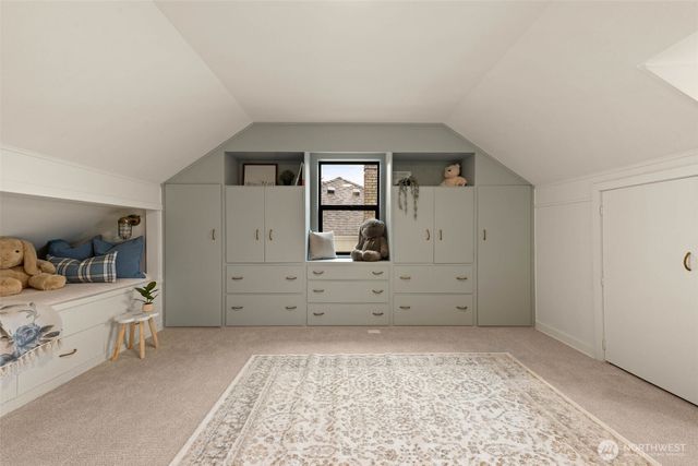 7727 19th Avenue NW, Seattle, WA 98117