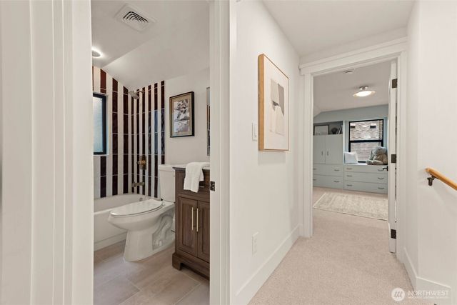 7727 19th Avenue NW, Seattle, WA 98117