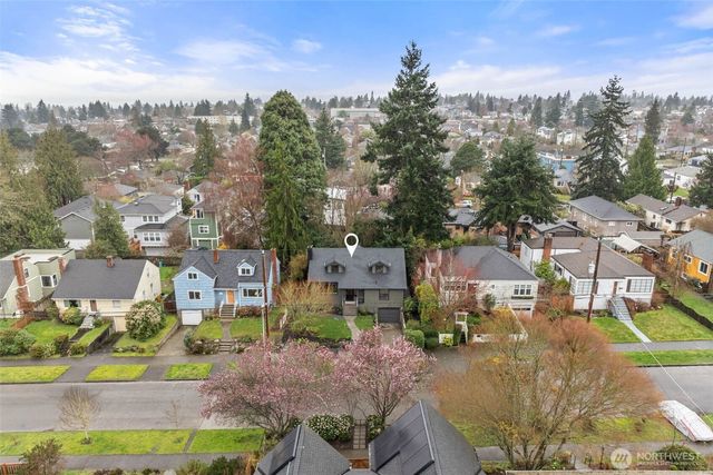 7727 19th Avenue NW, Seattle, WA 98117