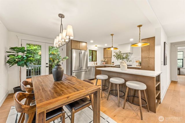 7727 19th Avenue NW, Seattle, WA 98117