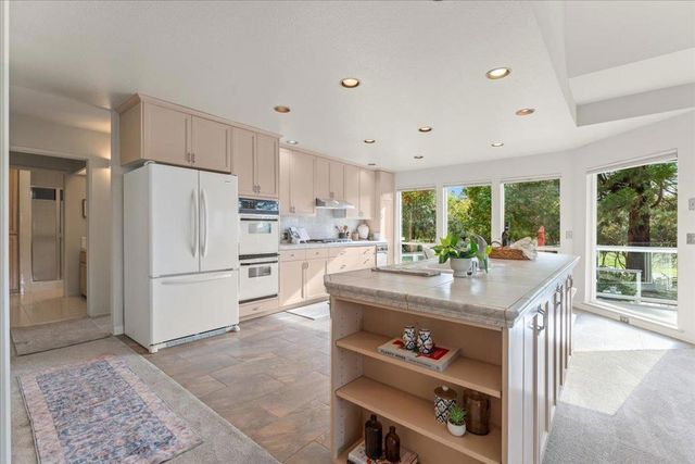 21 Crest Lane, La Selva Beach, CA 95076