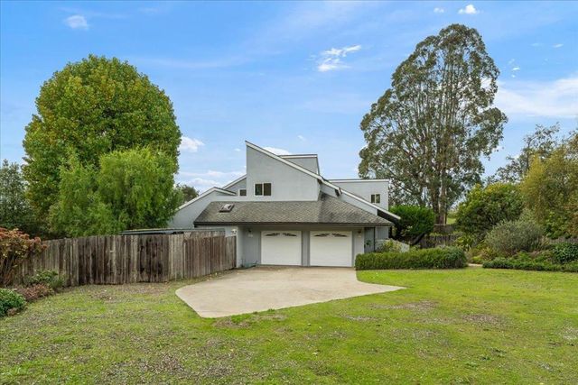 21 Crest Lane, La Selva Beach, CA 95076