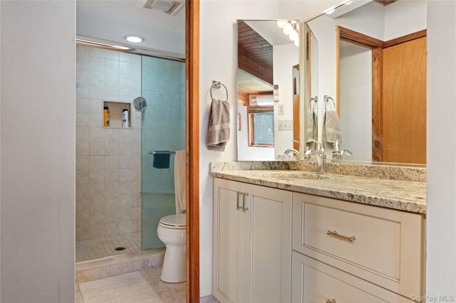 4 Bellview Drive, Valley Cottage, NY 10989