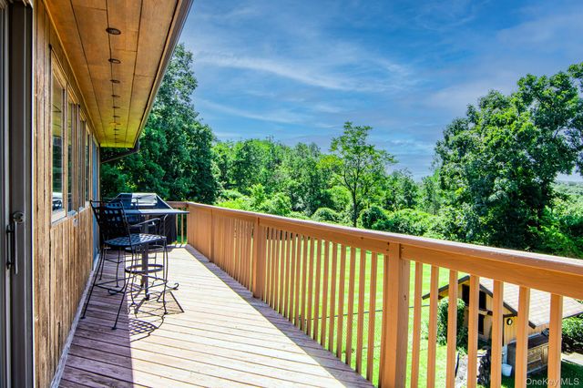 4 Bellview Drive, Valley Cottage, NY 10989