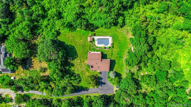 4 Bellview Drive, Valley Cottage, NY 10989