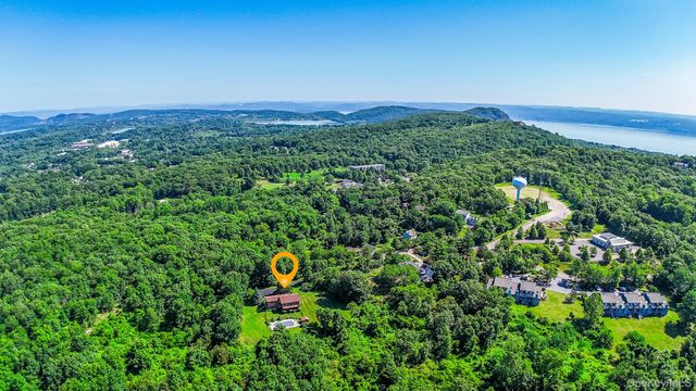 4 Bellview Drive, Valley Cottage, NY 10989
