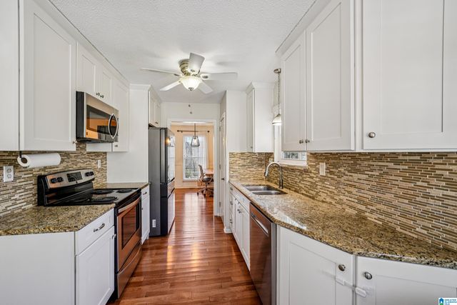 200 BUTTERNUT LANE, Trussville, AL 35173