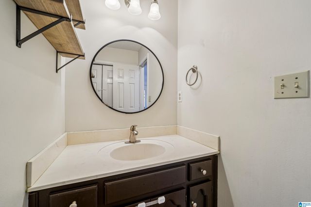 200 BUTTERNUT LANE, Trussville, AL 35173