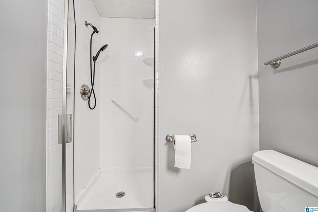 200 BUTTERNUT LANE, Trussville, AL 35173