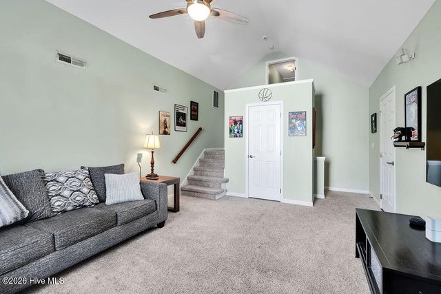 121 Colquitt Drive, Wilmington, NC 28412