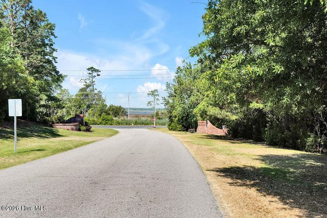 121 Colquitt Drive, Wilmington, NC 28412