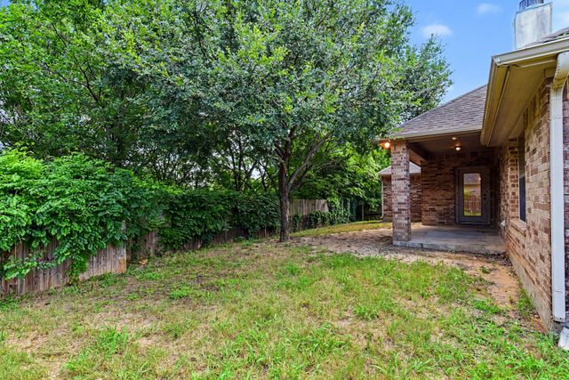 504 Hidden Meadow Court, Desoto, TX 75115