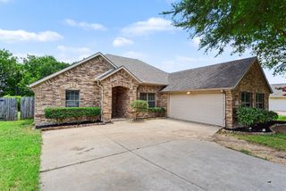 504 Hidden Meadow Court, Desoto, TX 75115