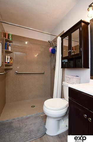 1741 W Sewell Street, Lincoln, NE 68522