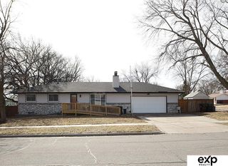 1741 W Sewell Street, Lincoln, NE 68522