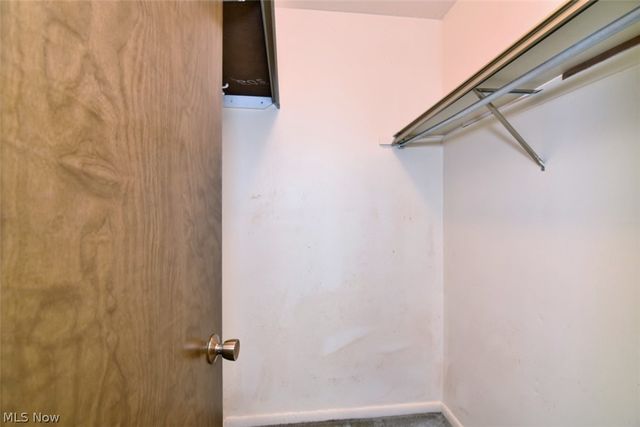 6270 Greenwood 302, Sagamore Hills, OH 44067