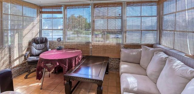 12027 S Greenway Cir 206, Royal Palm Beach, FL 33411