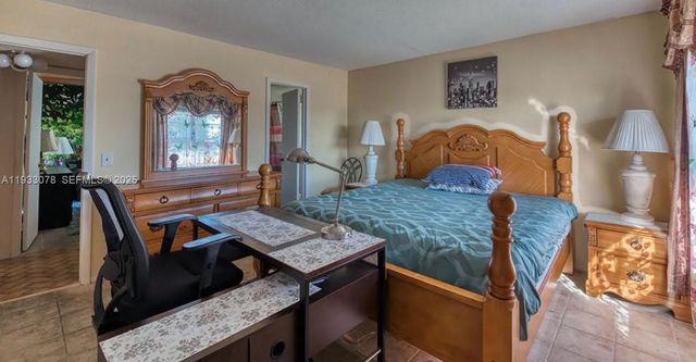 12027 S Greenway Cir 206, Royal Palm Beach, FL 33411