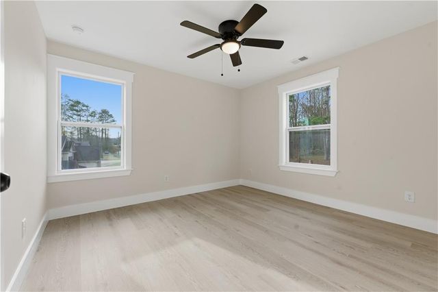 320 Hunnicutt SE Road, Mableton, GA 30126