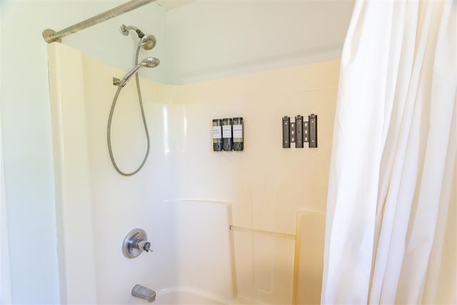 24260 Beacon Hill Terrace, Mattawan, MI 49071