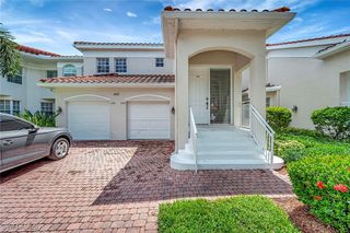400 L Ambiance CIR 4, Naples, FL 34108