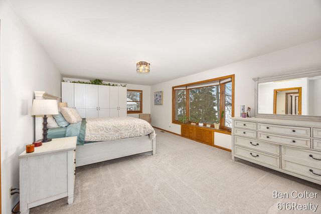 6703 Golfside Court, Saranac, MI 48881