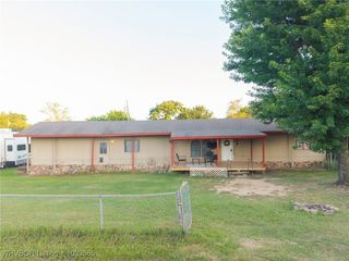 517 Hidden Oaks Road, Alma, AR 72921