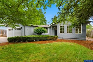 1015 Cunningham Ln S, Salem, OR 97302