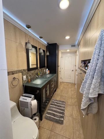 910 Michigan Ave 505, Miami Beach, FL 33139