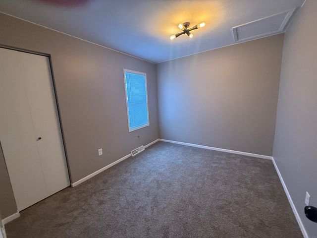 1107 Central Avenue, Evansdale, IA 50707