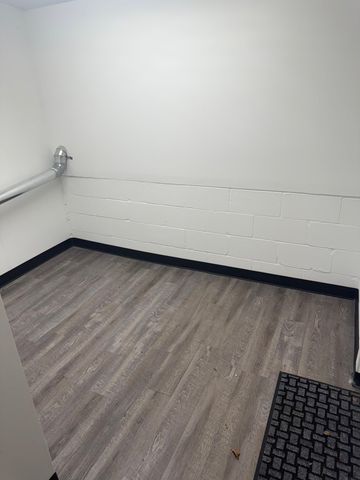 1107 Central Avenue, Evansdale, IA 50707