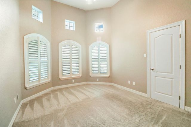 117 Spanish Oak Circle, Lake Jackson, TX 77566