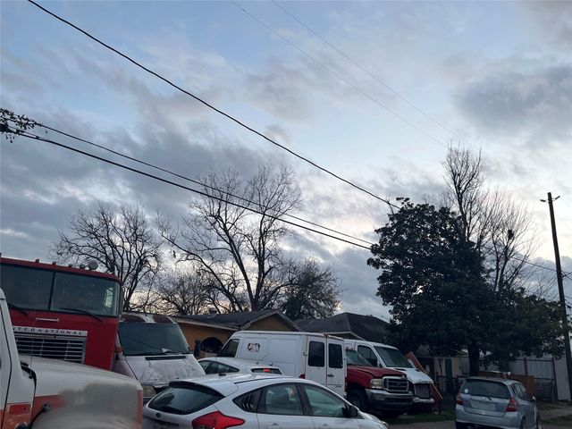 8016 Munn Street, Houston, TX 77029