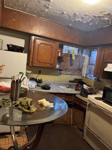 8016 Munn Street, Houston, TX 77029