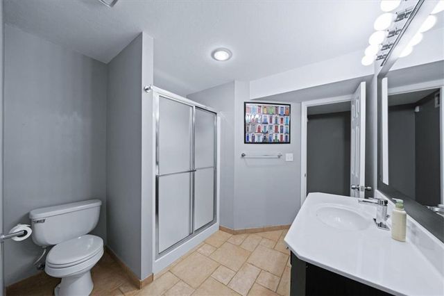 8604 W 153 Street, Overland Park, KS 66223