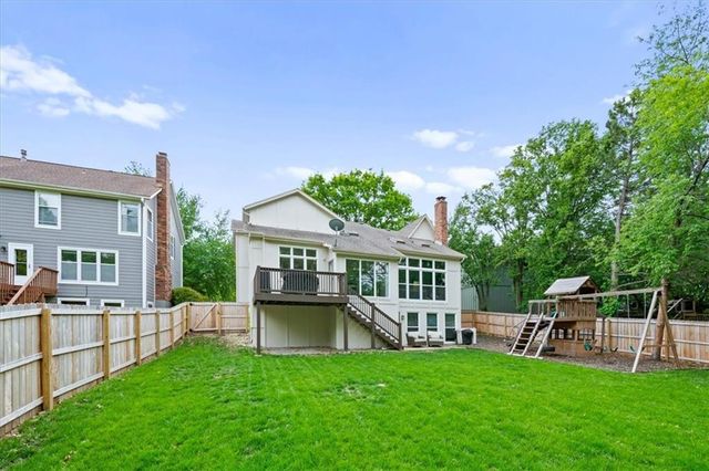 8604 W 153 Street, Overland Park, KS 66223