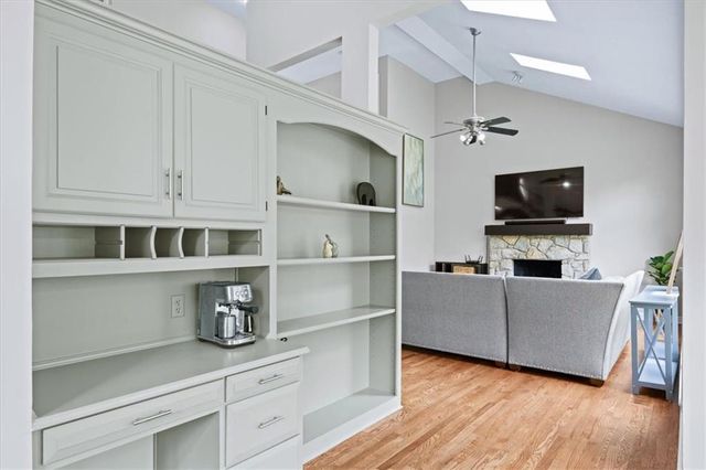8604 W 153 Street, Overland Park, KS 66223