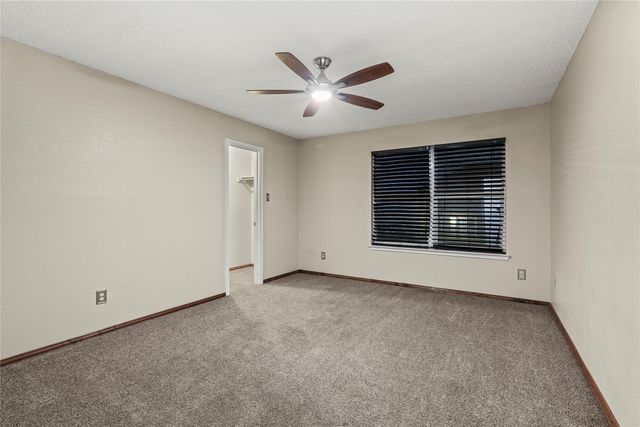 7201 Chambers Creek Lane, Arlington, TX 76002